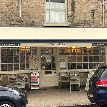 Priory Tearooms Burford With Rooms المظهر الخارجي الصورة