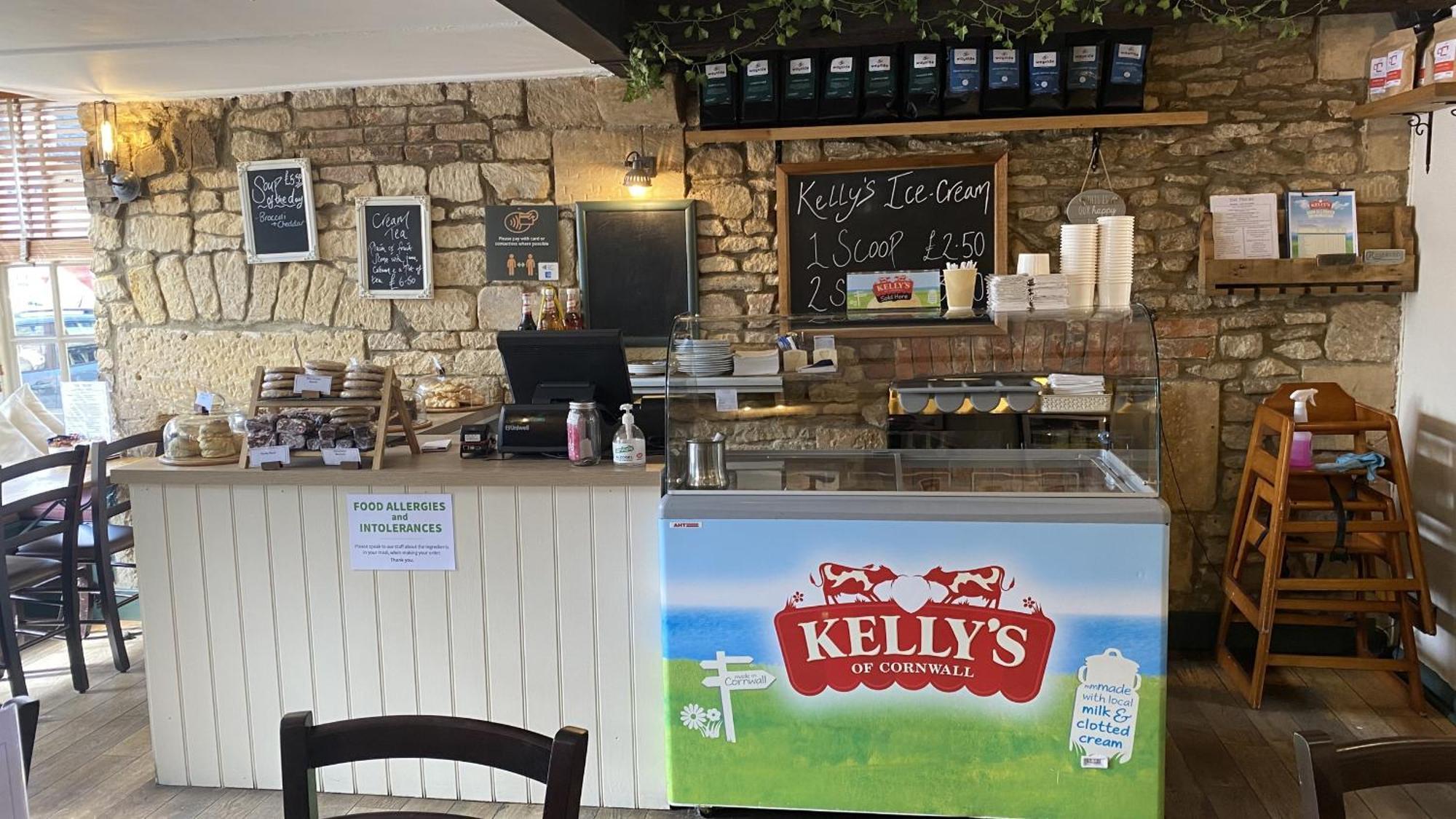 Priory Tearooms Burford With Rooms المظهر الخارجي الصورة