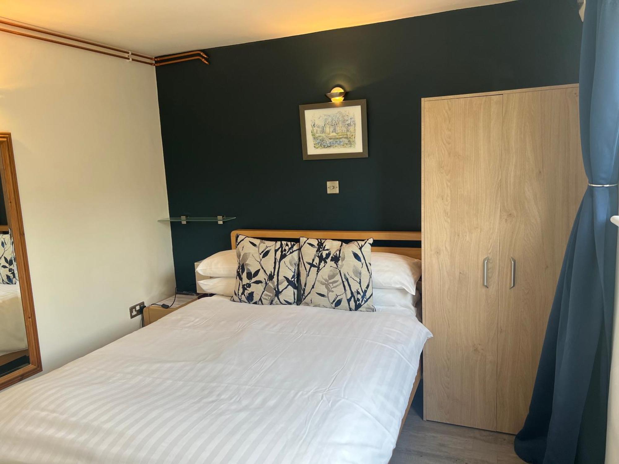 Priory Tearooms Burford With Rooms المظهر الخارجي الصورة