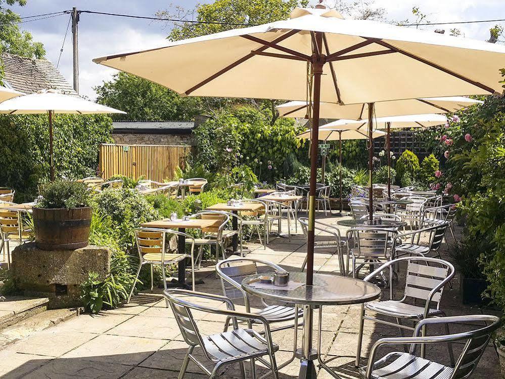 Priory Tearooms Burford With Rooms المظهر الخارجي الصورة