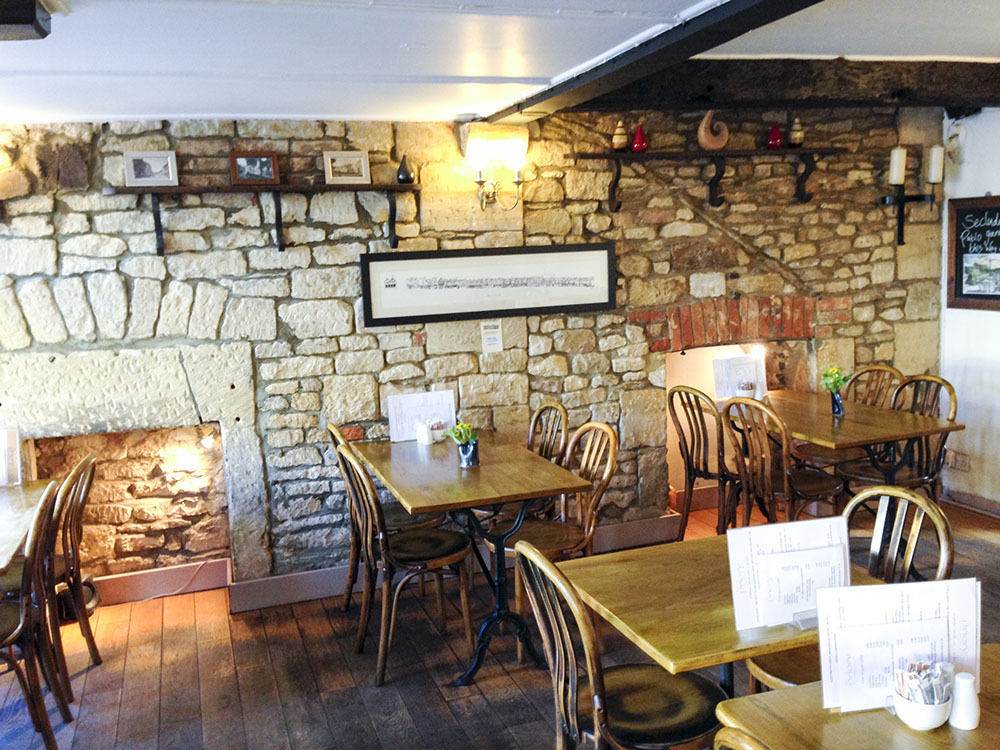 Priory Tearooms Burford With Rooms المظهر الخارجي الصورة